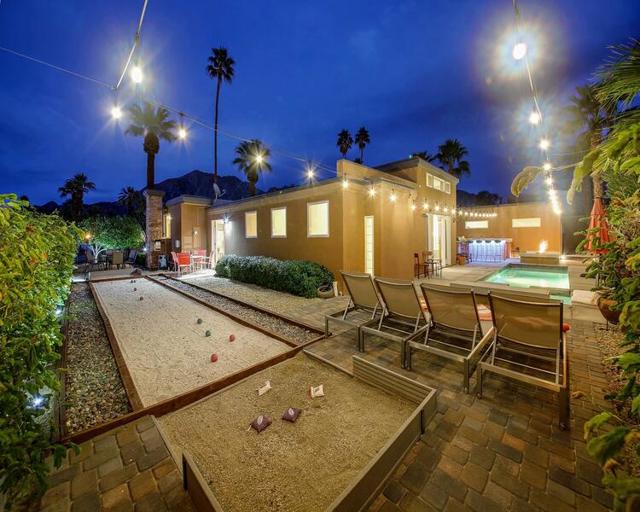52883 Eisenhower Drive, La Quinta CA: https://media.crmls.org/mediaz/b64cb84f-da8e-45d2-89bb-d92a512dee4b.jpg