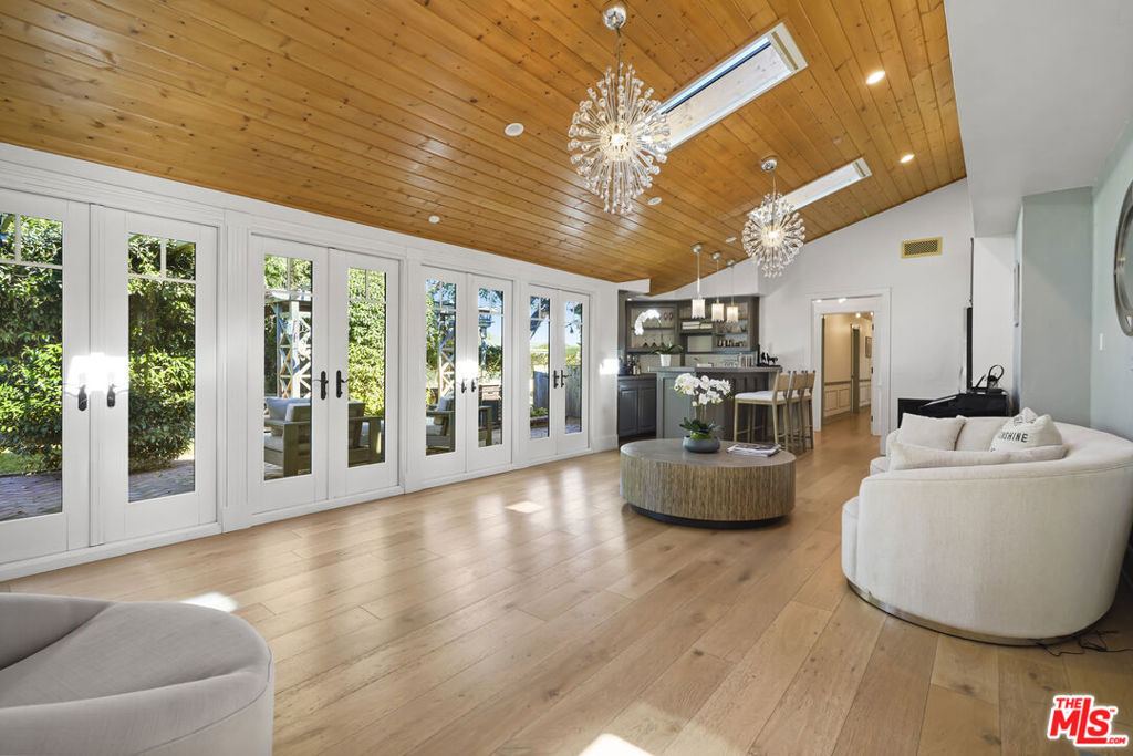 MLS #25614281 image #8