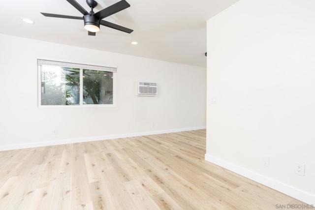11187 Kelowna Rd, San Diego CA: https://media.crmls.org/mediaz/b64e7ad8-d7a9-4bf2-b0ce-f6fc51b8e268.jpg