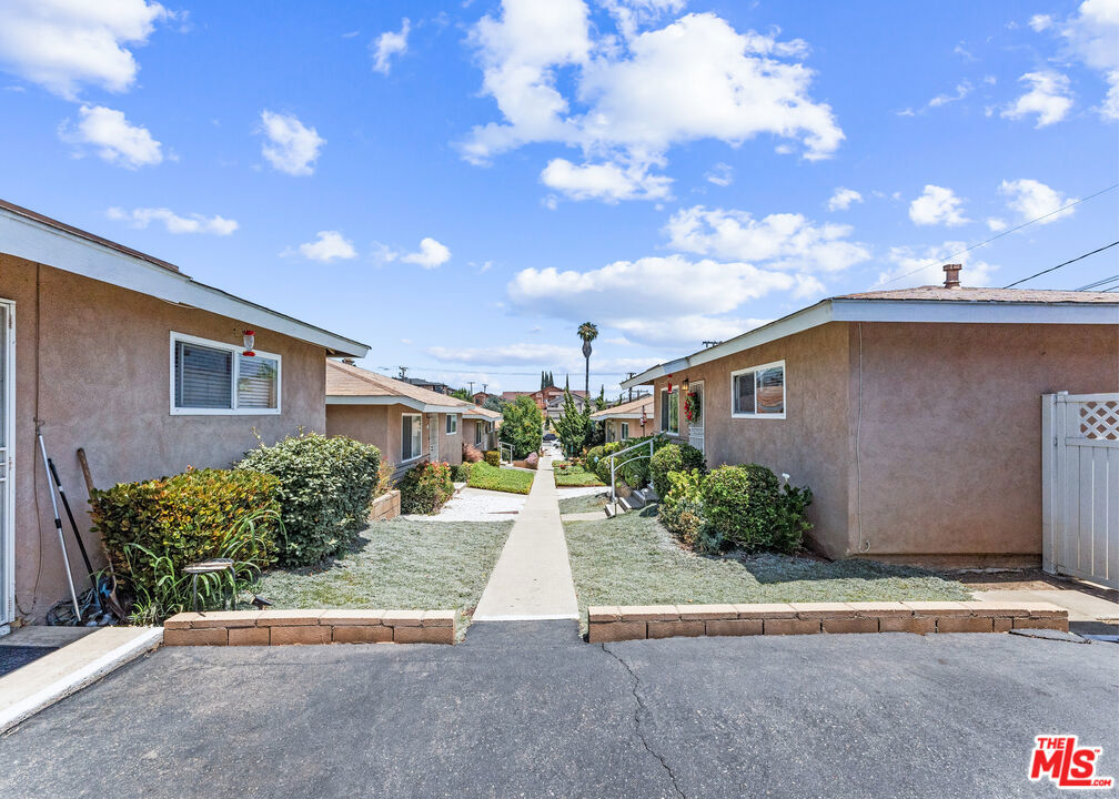 B64f6a0d 238b 44fb 9024 951c0ed59305