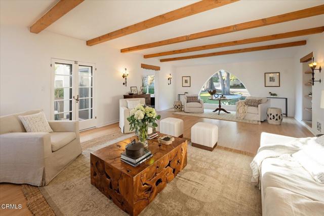 Detail Gallery Image 11 of 69 For 1110 E Mountain St, Glendale,  CA 91207 - 4 Beds | 3 Baths