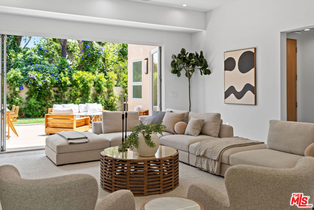 11622 Charnock Road, Los Angeles CA: https://media.crmls.org/mediaz/b6504774-2b59-474c-84f6-e3523ee49adc.jpg