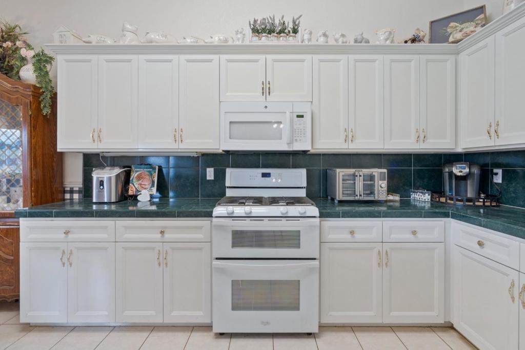 B6528E8C 79A4 41A2 A0E7 5Ee1Ee0A9081 2920 Aspen Glow Lane, Redding, Ca 96001 &Lt;Span Style='BackgroundColor:transparent;Padding:0Px;'&Gt; &Lt;Small&Gt; &Lt;I&Gt; &Lt;/I&Gt; &Lt;/Small&Gt;&Lt;/Span&Gt;