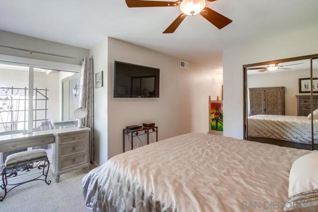 17832 Avenida Cordillera, San Diego CA: https://media.crmls.org/mediaz/b652a975-20c8-48a3-b278-2b1641fa9063.jpg