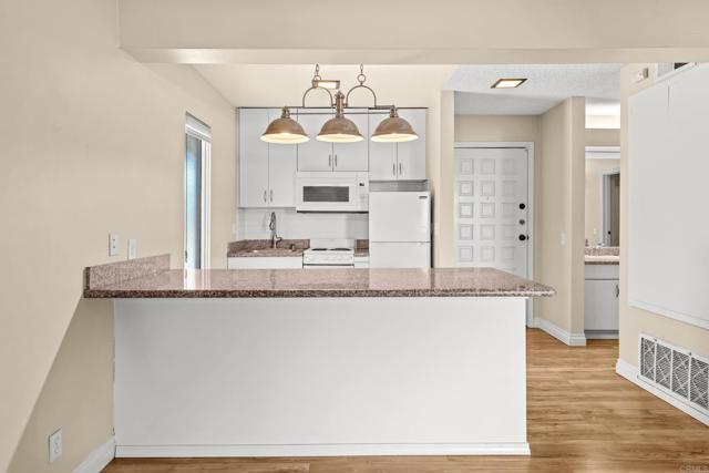 Detail Gallery Image 7 of 22 For 28661 via Las Flores #306,  Murrieta,  CA 92563 - 1 Beds | 1 Baths