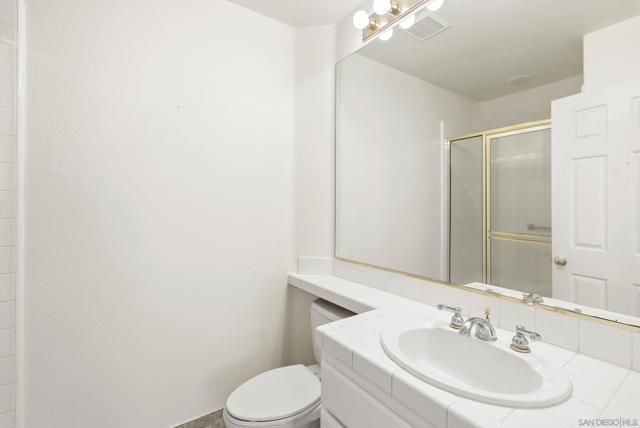 Image 20 of 48 For 6927 Wildrose Ter