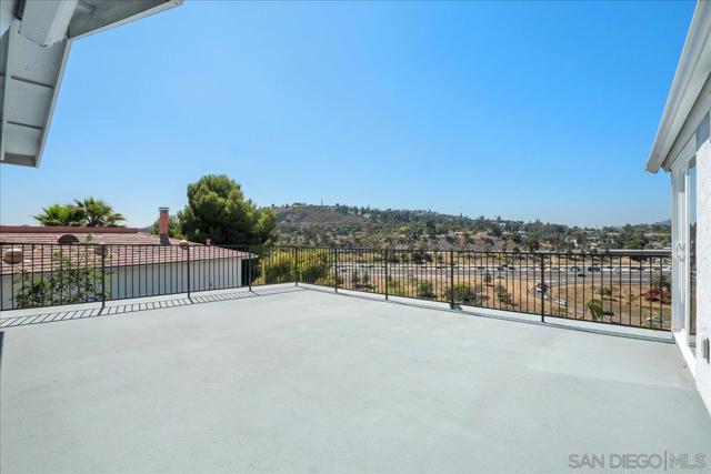 3834 Polaris Dr., La Mesa CA: https://media.crmls.org/mediaz/b653eb45-5fd7-489f-9a2e-af1800cb1827.jpg