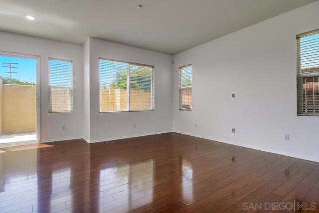 2305 Wisteria Way, National City CA: https://media.crmls.org/mediaz/b653ef86-7cc2-441d-9036-53196e0f71eb.jpg
