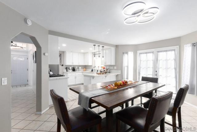 24643 Leafwood Dr, Murrieta CA: https://media.crmls.org/mediaz/b6541495-4449-4641-b19f-778d89bf0b50.jpg