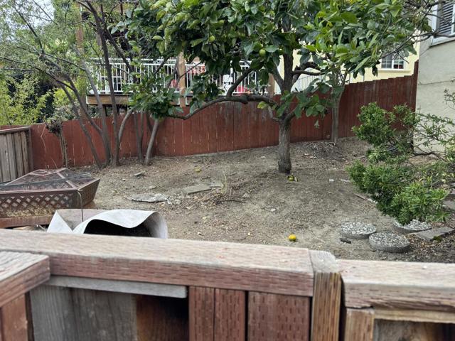 24545 Leona Drive, Hayward CA: https://media.crmls.org/mediaz/b654171f-da3b-4cea-8527-888d5af98d27.jpg