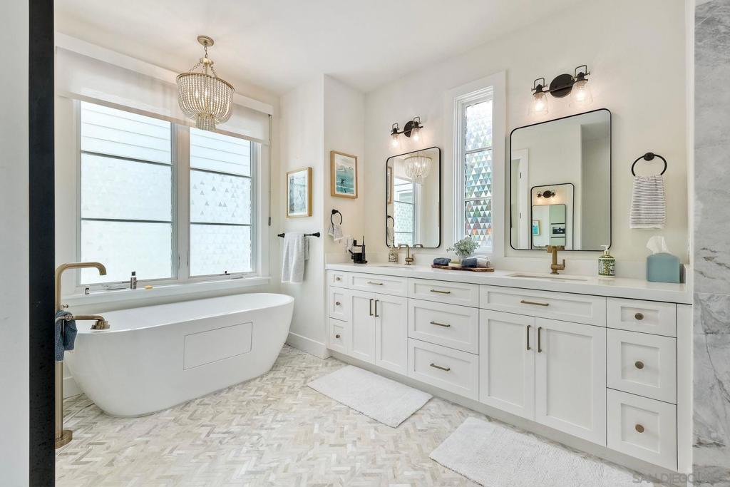 776 Silvergate Ave - photo 18