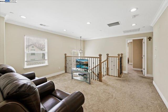 736 N P St, Livermore CA: https://media.crmls.org/mediaz/b6556f86-2d52-43dd-b88f-80ee704605f2.jpg