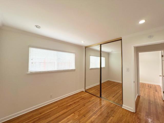 906 Crane Avenue, Foster City CA: https://media.crmls.org/mediaz/b6568929-abe9-4be8-9922-d2d65924b1d5.jpg