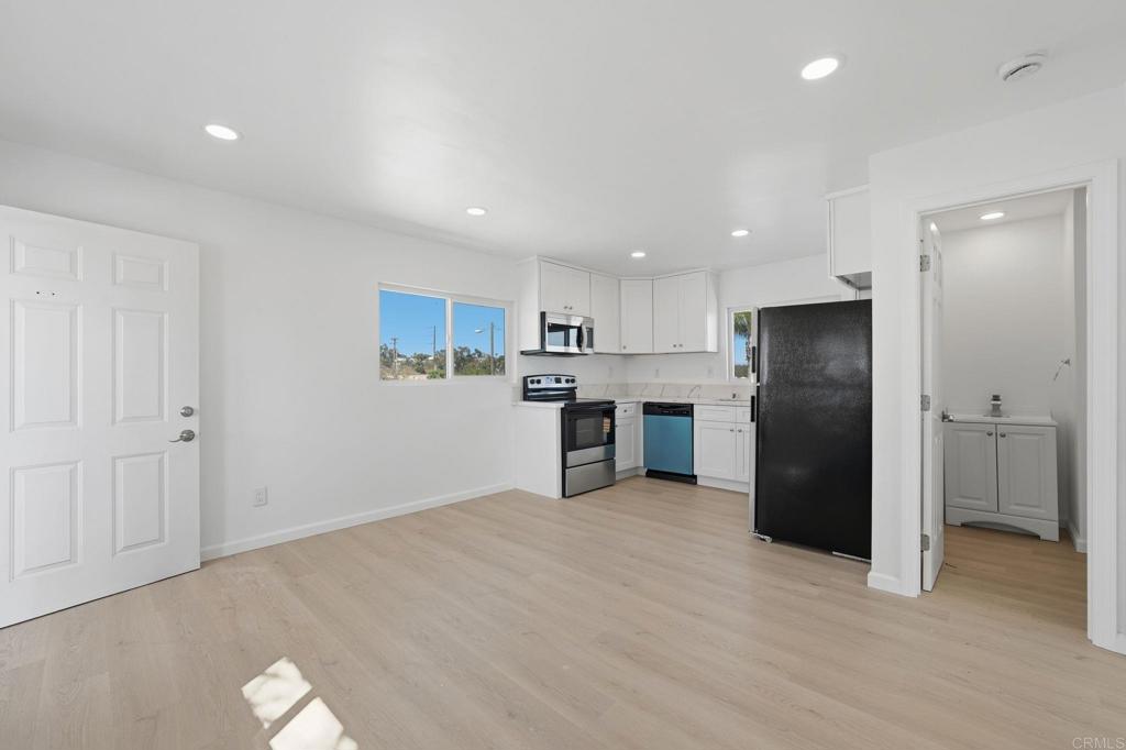 3153 G Street - photo 7