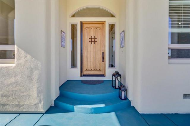 4116 Ashford Circle, Hollister CA: https://media.crmls.org/mediaz/b6590e1d-105e-4261-b0f5-e0f73b5ef600.jpg