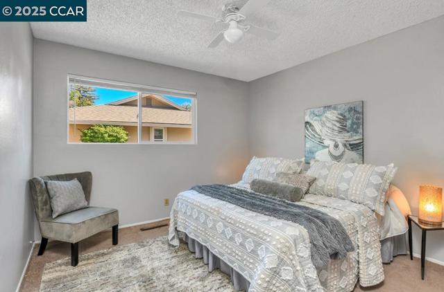 1821 Alicante Ct, Concord CA: https://media.crmls.org/mediaz/b659381f-5953-4c98-833d-e1d3ce6cf98e.jpg