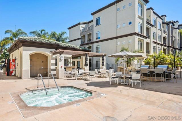 9263 Regents Rd, La Jolla, California 92037, 1 Bedroom Bedrooms, ,1 BathroomBathrooms,Condominium,For Sale,Regents Rd,250019061SD