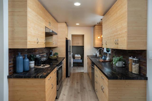 360 Fernando Avenue, Palo Alto CA: https://media.crmls.org/mediaz/b6596032-8c62-48d7-b1d2-1fc71836b09c.jpg