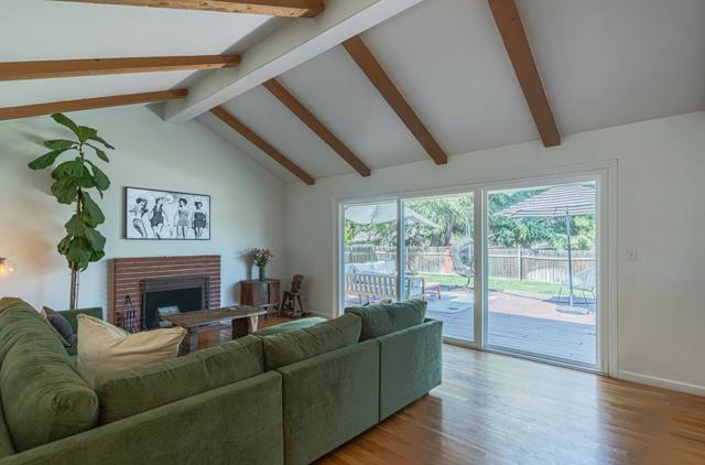 22585 Toreador Drive, Salinas CA: https://media.crmls.org/mediaz/b659a69b-2bb2-4bfa-910d-9cb1eb0a3a59.jpg