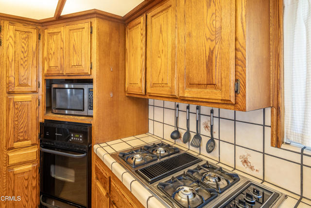 Detail Gallery Image 17 of 27 For 2326 Gloryette Ave, Simi Valley,  CA 93063 - 3 Beds | 2 Baths