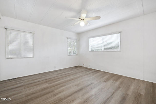 Detail Gallery Image 15 of 39 For 206 Browning Ave #206,  Ventura,  CA 93003 - 2 Beds | 1 Baths