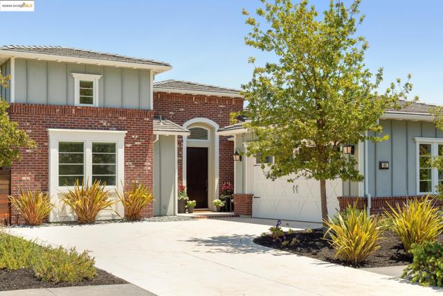 63 Tomcat Way, Orinda CA: https://media.crmls.org/mediaz/b65d3648-d5a4-464a-b9c3-ab683b7c61c0.jpg
