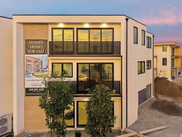 Detail Gallery Image 32 of 41 For 4224 Tonopah Ave, San Diego,  CA 92110 - 3 Beds | 3/1 Baths