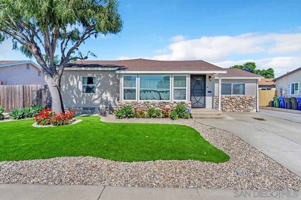 3911 Vista Grande Dr.