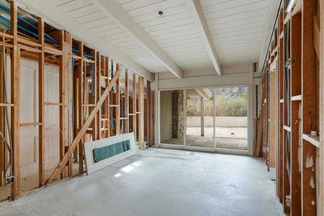 925 W Coronado Avenue, Palm Springs, CA 92262