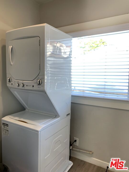 2647 GRANADA Street, Los Angeles CA: https://media.crmls.org/mediaz/b65ff634-19c3-48f1-befa-294306dc50de.jpg