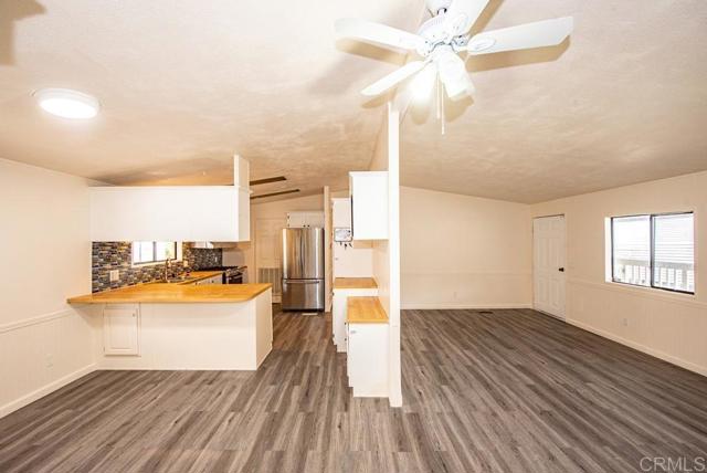 13114 Dana Vista Street, Poway CA: https://media.crmls.org/mediaz/b6608a1e-3d56-423a-a872-6f65c8a5bff8.jpg