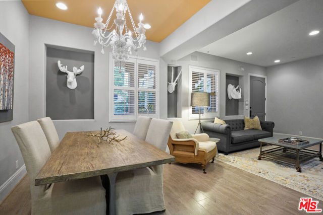 16123 W Sunset Boulevard, Pacific Palisades CA: https://media.crmls.org/mediaz/b661752d-5eb3-41de-961a-77d30f90d3b5.jpg