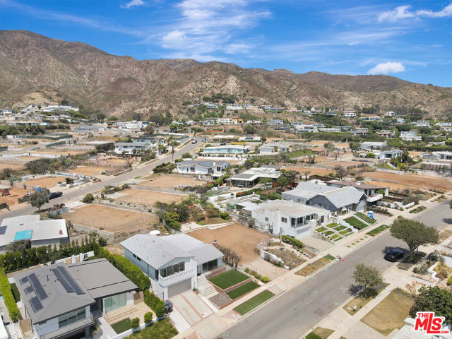 Drew Fenton | 18151 Kingsport Drive Malibu CA | MLS: 7358785