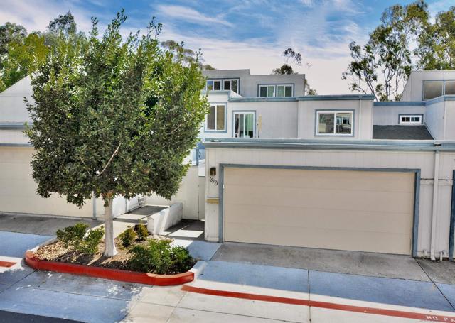 10373 Caminito Banyon, San Diego, California 92131, 4 Bedrooms Bedrooms, ,2 BathroomsBathrooms,Townhouse,For Sale,Caminito Banyon,250020254SD