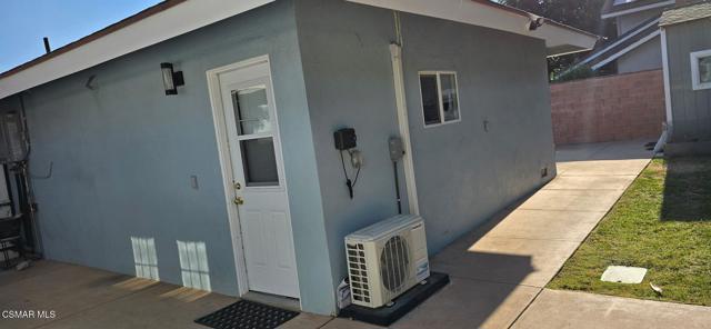 90 Lupe Avenue, Newbury Park CA: https://media.crmls.org/mediaz/b6645e53-0dff-4697-843e-36a753662b8e.jpg
