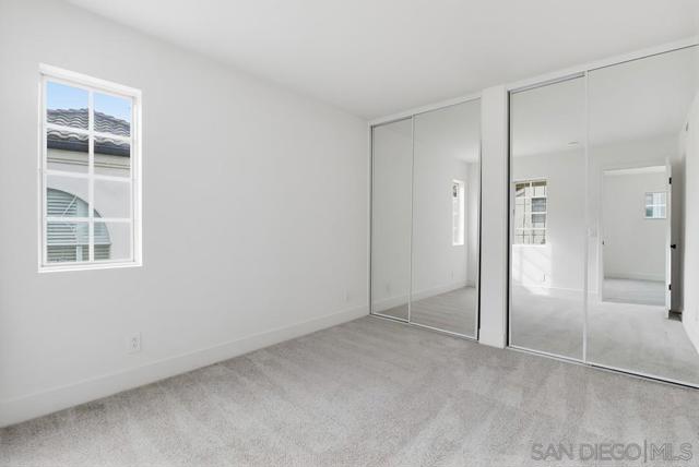 742 Eastshore Ter, Chula Vista CA: https://media.crmls.org/mediaz/b6648179-34b5-4936-acb6-131b720a6470.jpg