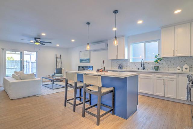 9455 Hornbuckle, Santee CA: https://media.crmls.org/mediaz/b66514de-bd8c-4761-9f99-96638b3c39a6.jpg