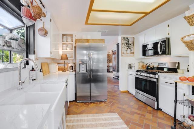 Detail Gallery Image 9 of 29 For 23804 Oak Meadow, Ramona,  CA 92065 - 3 Beds | 2 Baths