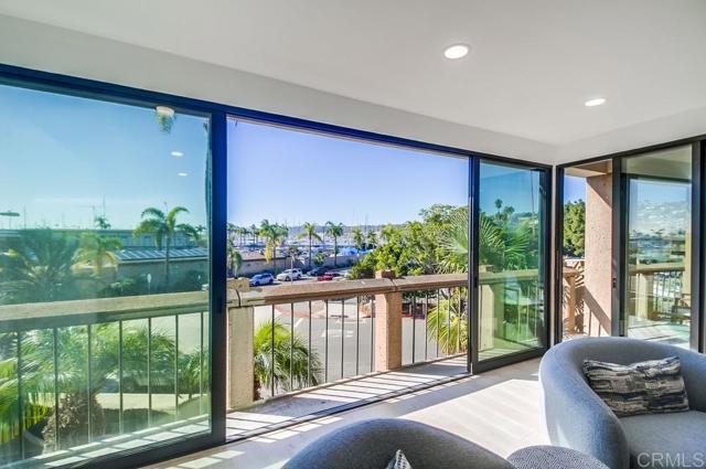 Detail Gallery Image 17 of 50 For 1150 Anchorage Ln #201,  San Diego,  CA 92106 - 2 Beds | 2 Baths