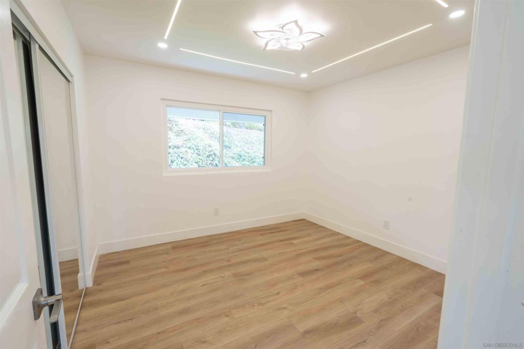 MLS #250039460SD image #47