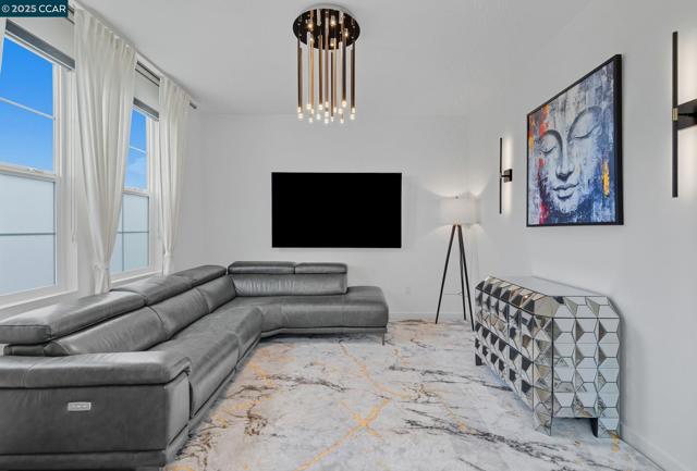 320 E Angelina Ave, Mountain House CA: https://media.crmls.org/mediaz/b666dd44-3bdb-421b-94d6-528817c529a3.jpg