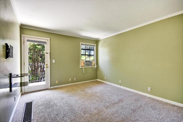 175 Evandale Avenue, Mountain View CA: https://media.crmls.org/mediaz/b6687790-e8a5-4d50-9354-b17109a34a71.jpg