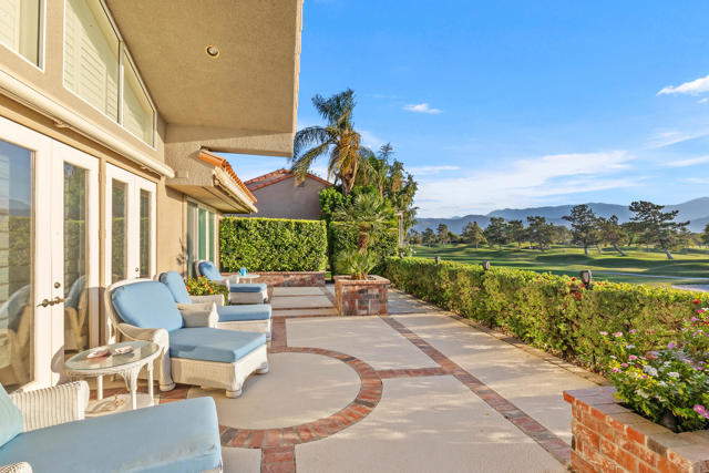 32 Colonial Drive, Rancho Mirage, CA 92270
