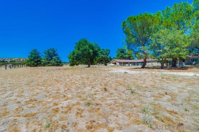 2920 Ribbonwood Rd, Boulevard CA: https://media.crmls.org/mediaz/b669d664-fec7-45ec-9aa9-075888831665.jpg