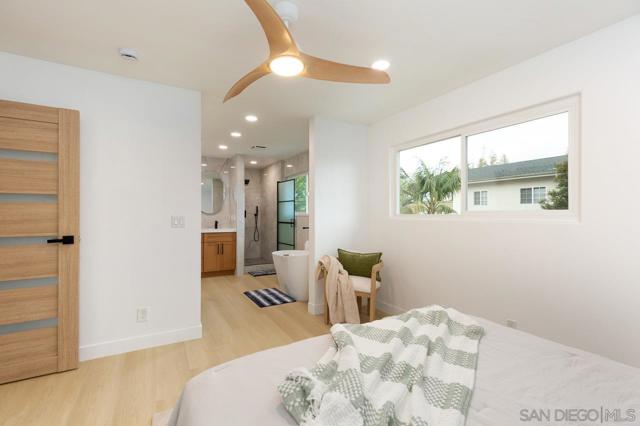 460 Chinquapin Ave., Carlsbad CA: https://media.crmls.org/mediaz/b66d91fb-eaf5-4d2b-bdf0-d6413e33bd72.jpg
