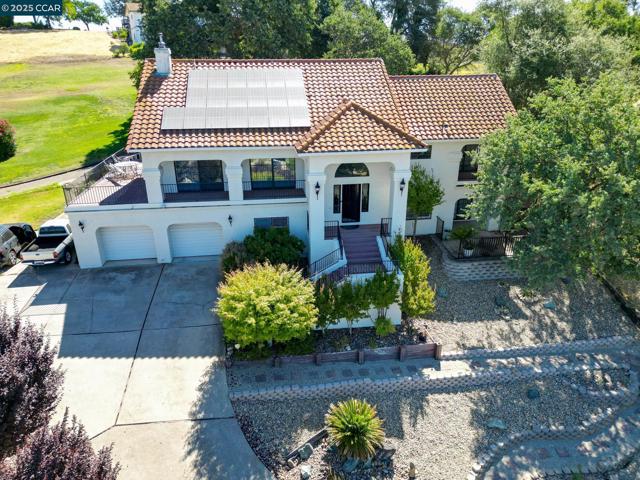 643 Old Course Ct, Valley Springs CA: https://media.crmls.org/mediaz/b66de139-3619-4694-b5a1-f295e9f64952.jpg