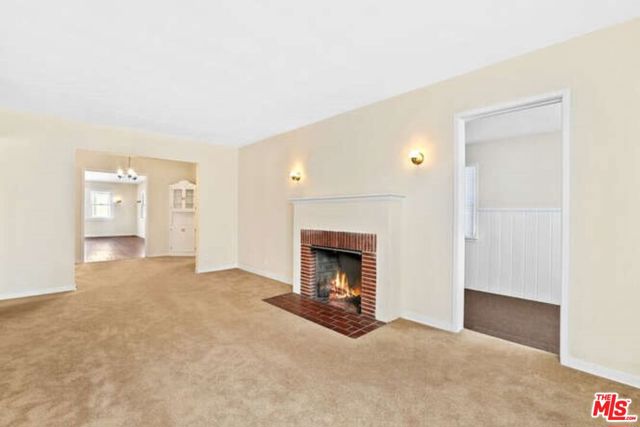 557 North Madison Avenue photo 3