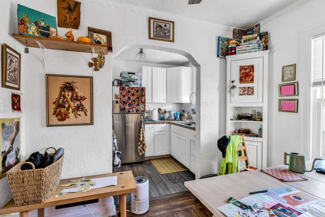 852 58th Street, Oakland CA: https://media.crmls.org/mediaz/b6712d8c-273b-4a0c-ba86-473d28f2676b.jpg