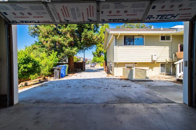 Image 2 of 52 For 4636 Serra Ave
