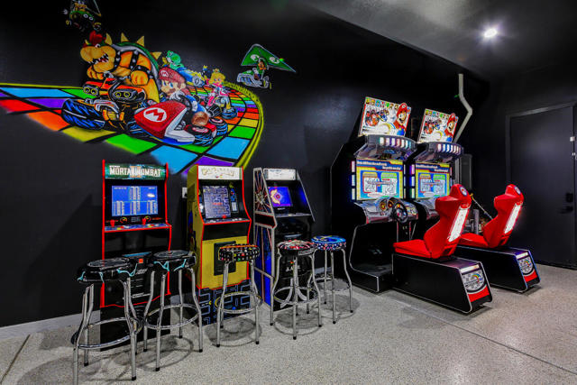 81107 Carefree Drive, Indio CA: https://media.crmls.org/mediaz/b671929c-69c6-427a-8135-5f6463d94f09.jpg